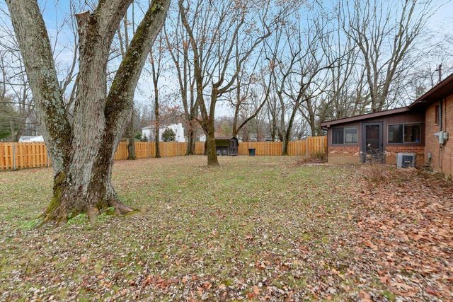 49 S Summit Ridge Road S, Reynoldsburg, OH 43068