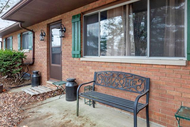 49 S Summit Ridge Road S, Reynoldsburg, OH 43068