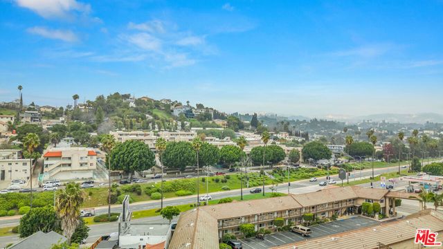 5353 5355 Oakland Street, Los Angeles, CA 90032