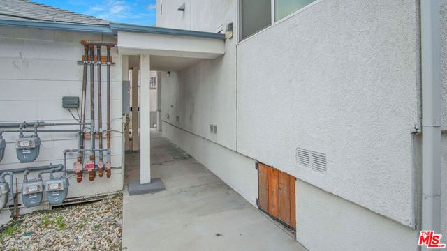 5353 5355 Oakland Street, Los Angeles, CA 90032