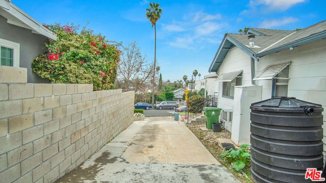 5353 5355 Oakland Street, Los Angeles, CA 90032