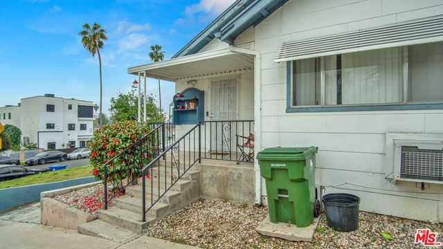 5353 5355 Oakland Street, Los Angeles, CA 90032