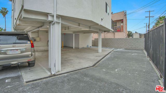 5353 5355 Oakland Street, Los Angeles, CA 90032