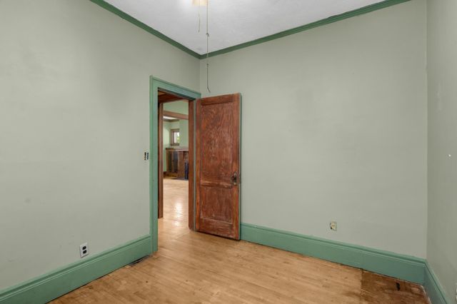 1257 7th Street E, Saint Paul, MN 55106
