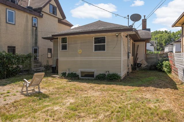 1257 7th Street E, Saint Paul, MN 55106