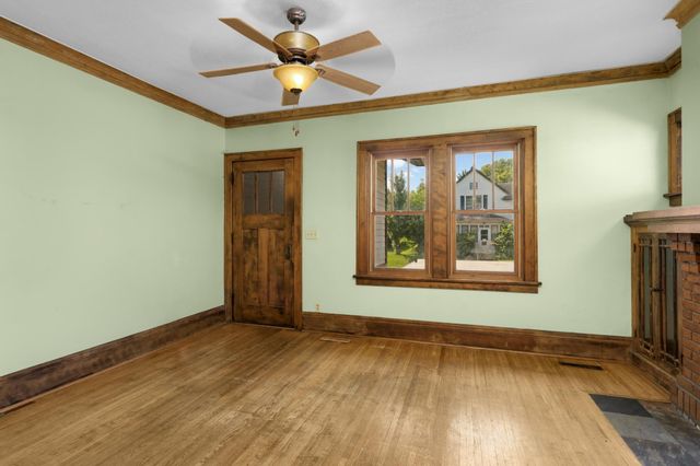 1257 7th Street E, Saint Paul, MN 55106