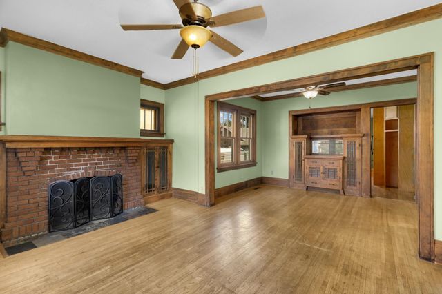 1257 7th Street E, Saint Paul, MN 55106