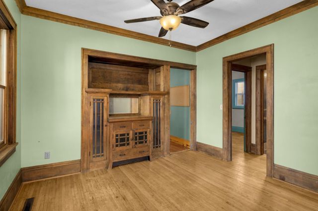 1257 7th Street E, Saint Paul, MN 55106