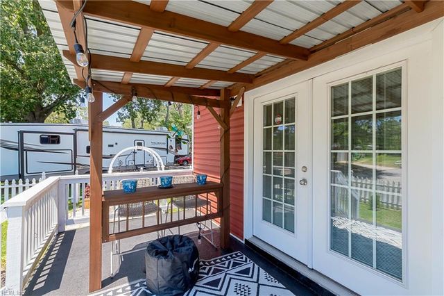 1062 Stanley RD, Portsmouth, VA 23701