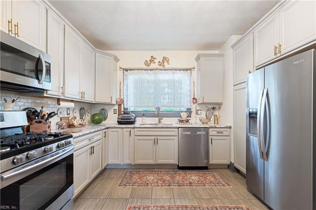 1062 Stanley RD, Portsmouth, VA 23701