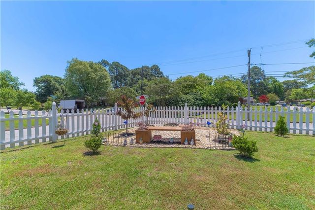 1062 Stanley RD, Portsmouth, VA 23701