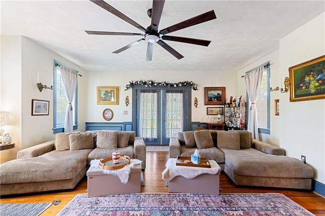 1062 Stanley RD, Portsmouth, VA 23701