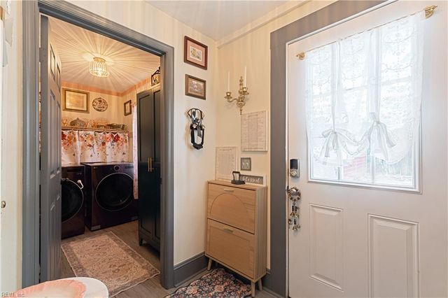 1062 Stanley RD, Portsmouth, VA 23701