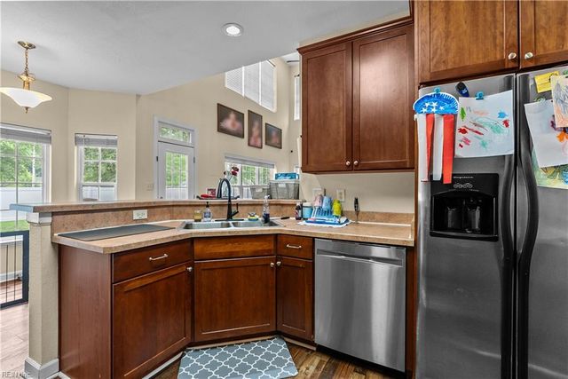 4012 Brians LN, Suffolk, VA 23434