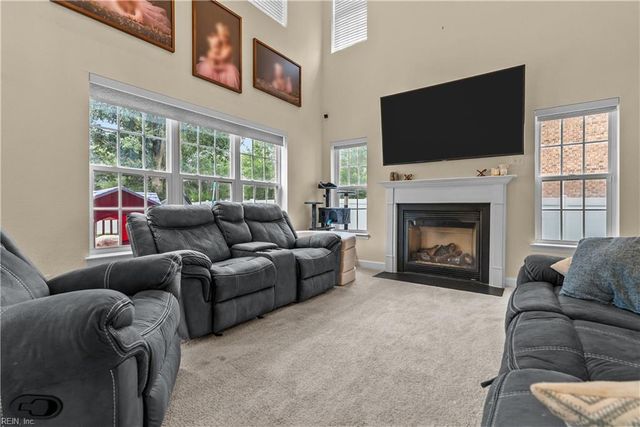 4012 Brians LN, Suffolk, VA 23434