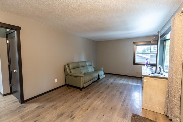 4025 7th Place NW, Rochester, MN 55901