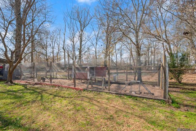 18181 Van Broussard Rd, Prairieville, LA 70769