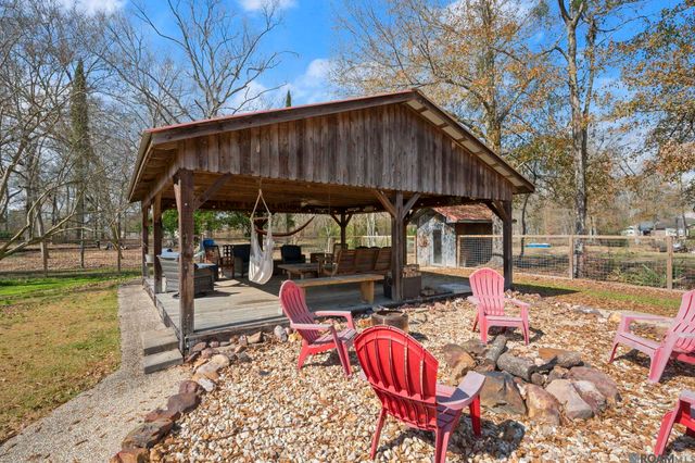 18181 Van Broussard Rd, Prairieville, LA 70769