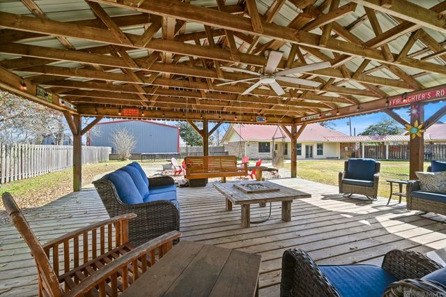 18181 Van Broussard Rd, Prairieville, LA 70769