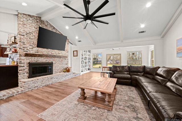 18181 Van Broussard Rd, Prairieville, LA 70769