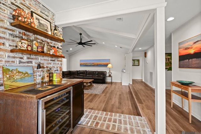 18181 Van Broussard Rd, Prairieville, LA 70769