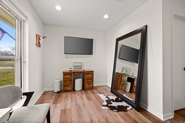 18181 Van Broussard Rd, Prairieville, LA 70769