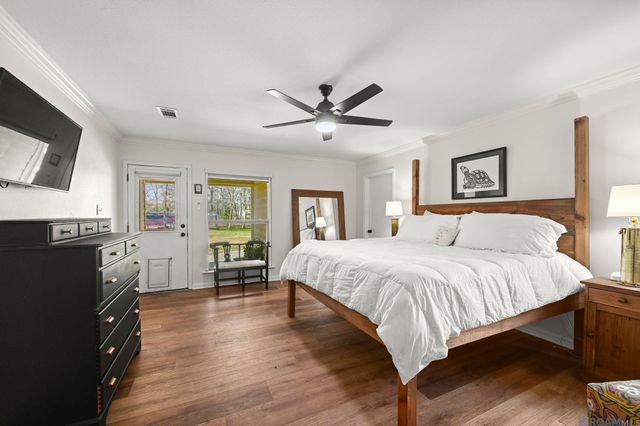 18181 Van Broussard Rd, Prairieville, LA 70769