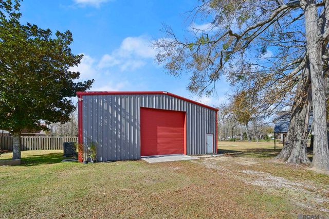 18181 Van Broussard Rd, Prairieville, LA 70769