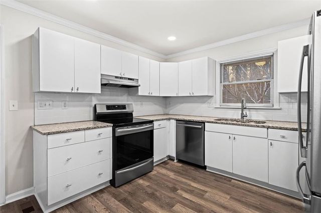 1121 Neva SW Drive, Marietta, GA 30060