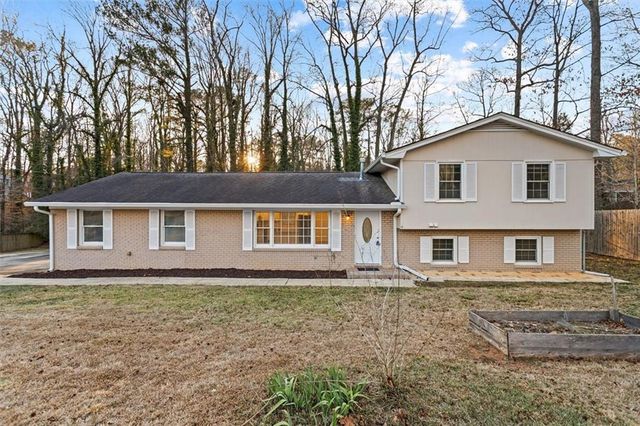 1121 Neva SW Drive, Marietta, GA 30060