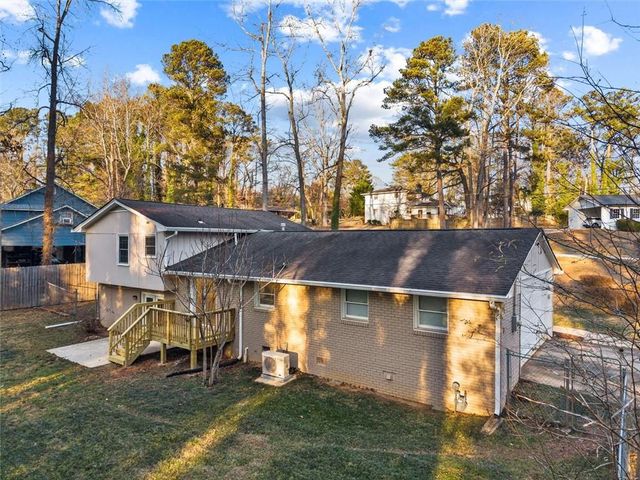 1121 Neva SW Drive, Marietta, GA 30060