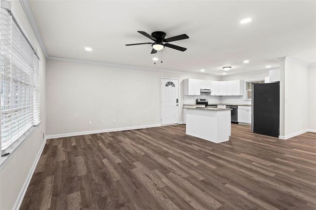 1121 Neva SW Drive, Marietta, GA 30060