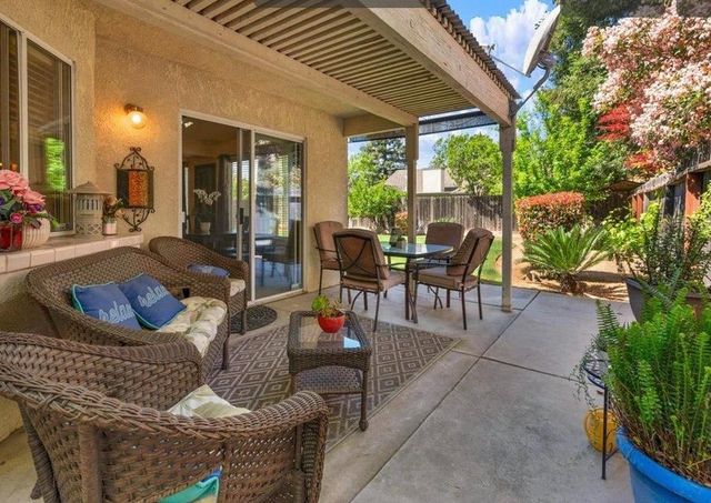 6305 N Marty Avenue, Fresno, CA 93711