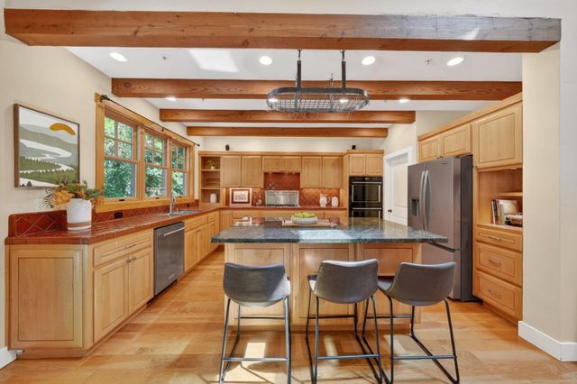 9984 Love Creek Road, Ben Lomond, CA 95005