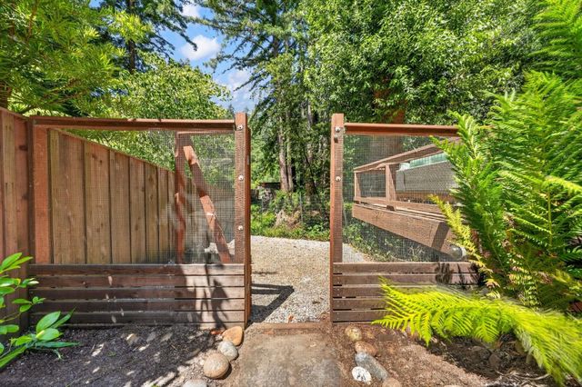 9984 Love Creek Road, Ben Lomond, CA 95005