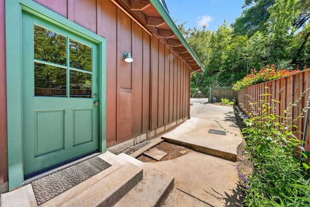9984 Love Creek Road, Ben Lomond, CA 95005