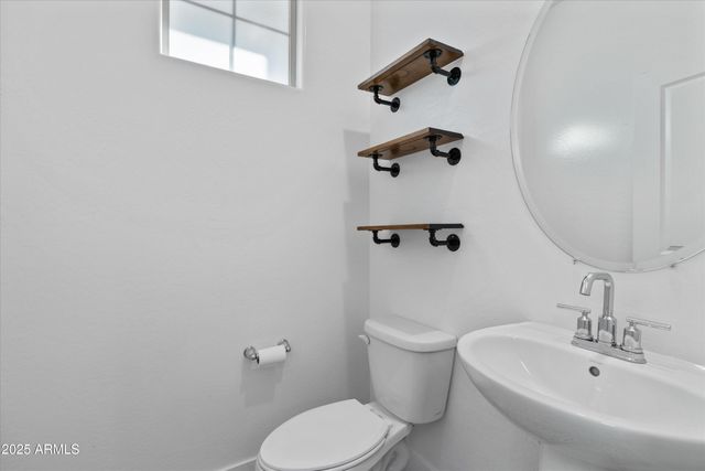 8916 W JEFFERSON Street, Tolleson, AZ 85353