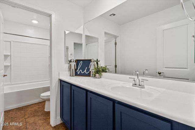 8916 W JEFFERSON Street, Tolleson, AZ 85353