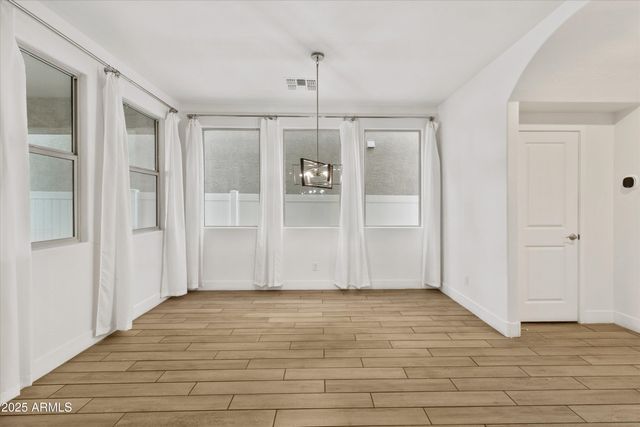 8916 W JEFFERSON Street, Tolleson, AZ 85353