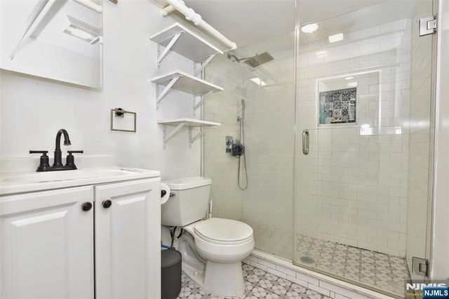 111 Teaneck Road, Teaneck, NJ 07666