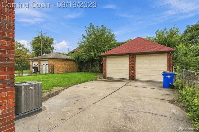 1821 Oakman Boulevard, Detroit, MI 48238