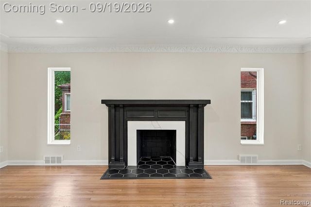 1821 Oakman Boulevard, Detroit, MI 48238