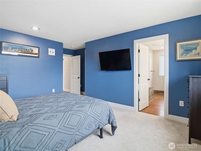 411 Hardefeldt Street SE, Orting, WA 98360