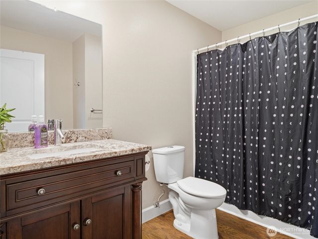 411 Hardefeldt Street SE, Orting, WA 98360