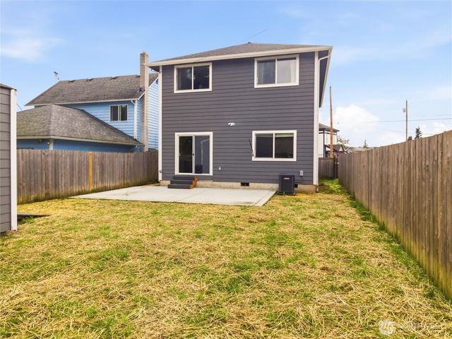 411 Hardefeldt Street SE, Orting, WA 98360
