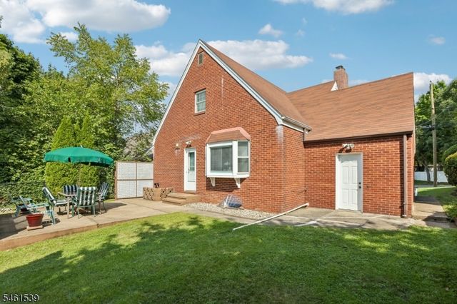 153 Madison Ave, River Edge Boro, NJ 07661