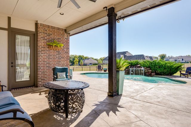 4260 Waterstone Estates Drive, Mckinney, TX 75071