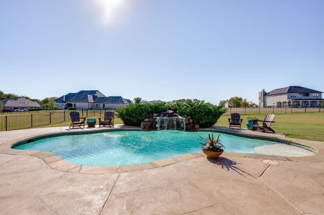 4260 Waterstone Estates Drive, Mckinney, TX 75071