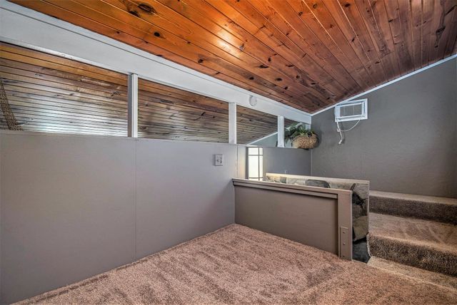 9645 Flying Cotton Loop, Blair, NE 68008