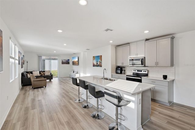 6028 BIMINI AVENUE, Haines City, FL 33844